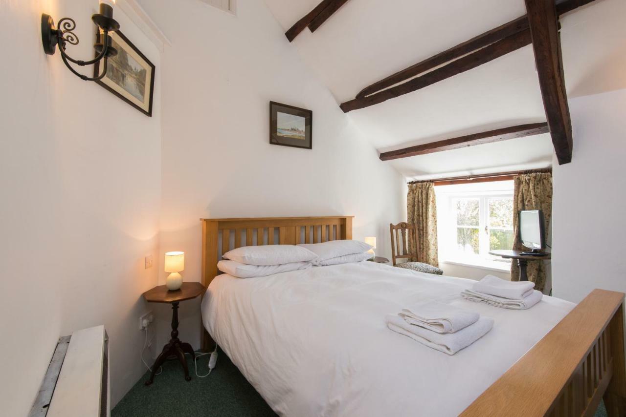 Hallagather Farmhouse Crackington Haven Esterno foto