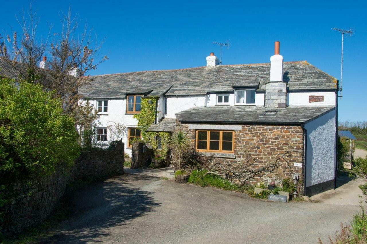Hallagather Farmhouse Crackington Haven Esterno foto
